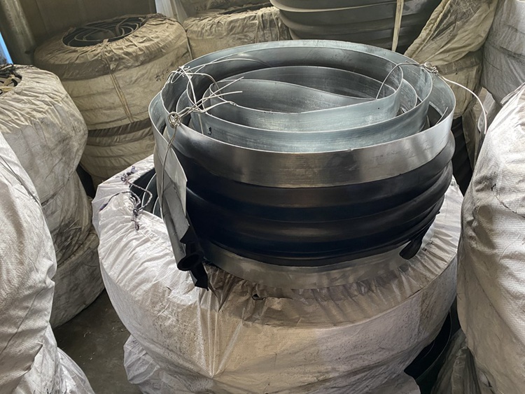 鋼邊橡膠止水帶