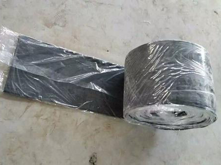 鋼板膩?zhàn)又顾畮?/><span id=